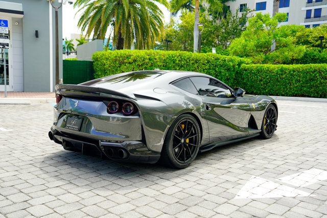 Used 2020 Ferrari 812 Superfast RWD image 29