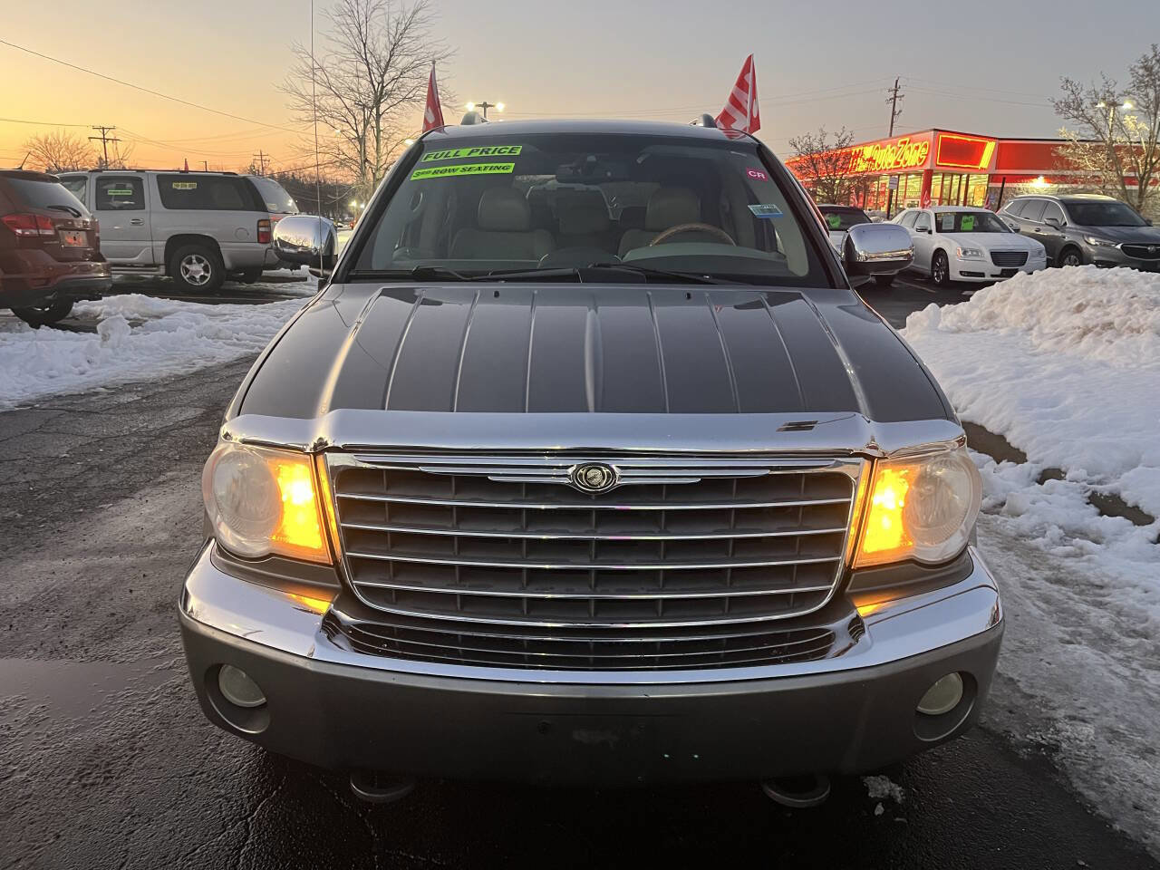 Used 2009 Chrysler Aspen Limited w/ Trailer Tow Group image 5