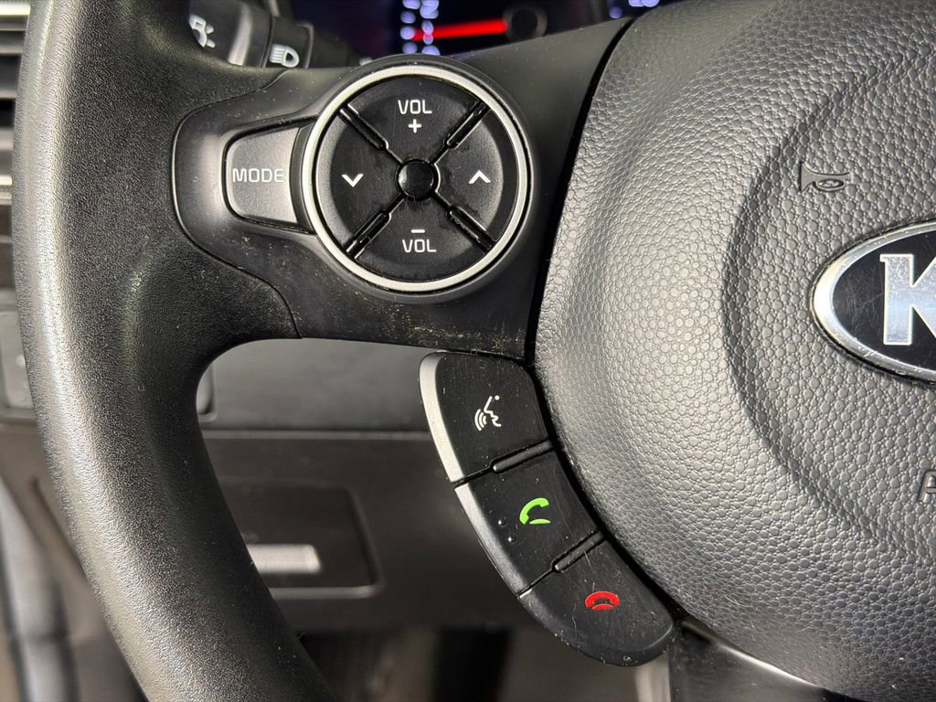 Used 2016 Kia Soul image 24