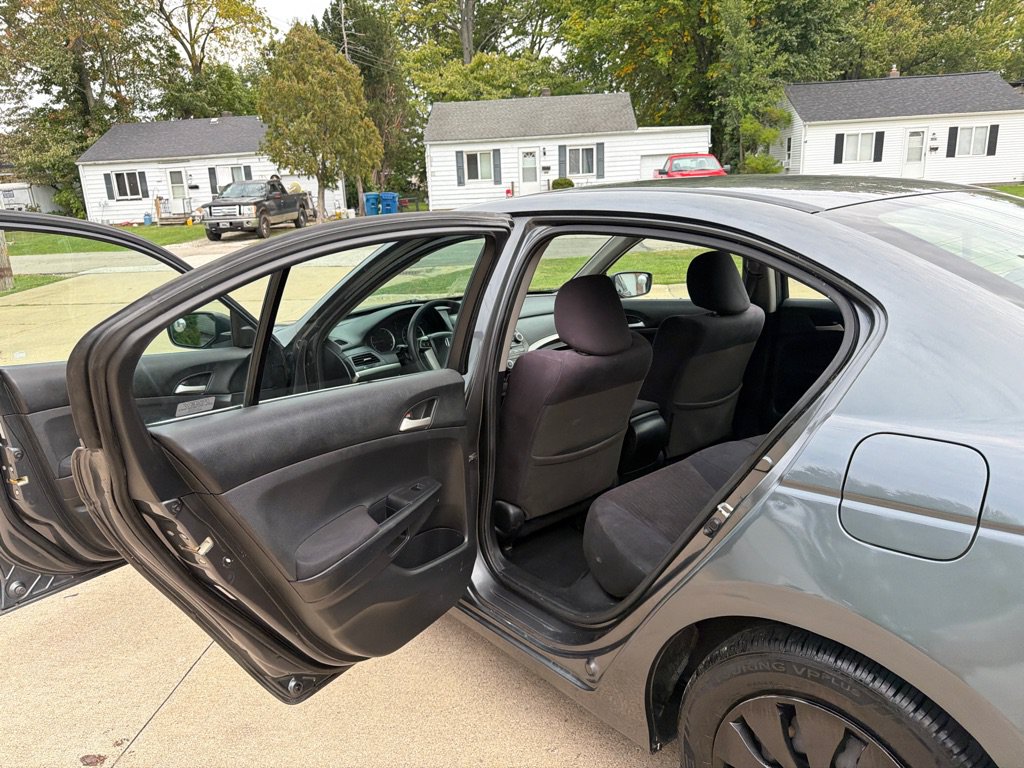 Used 2012 Honda Accord LX image 12