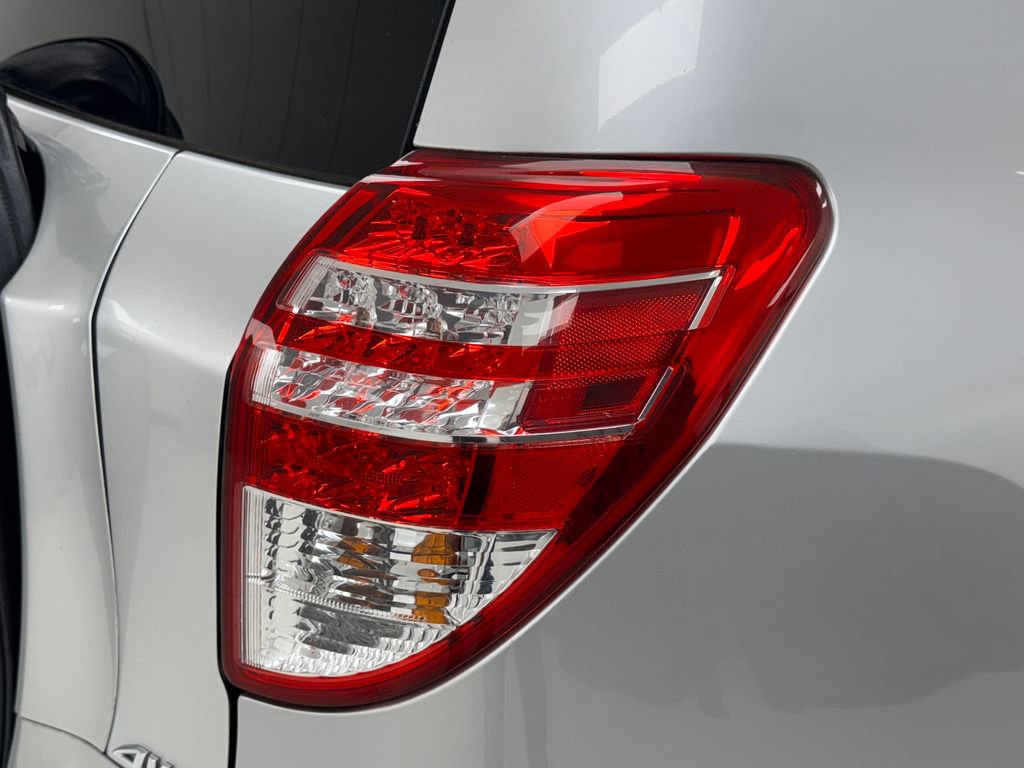 Used 2010 Toyota RAV4 4WD image 38