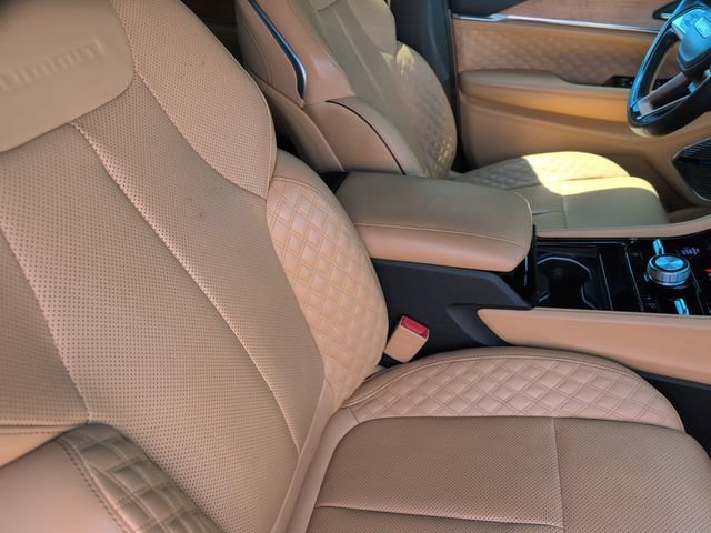 Certified 2023 Jeep Grand Cherokee Summit AWD/4WD image 22