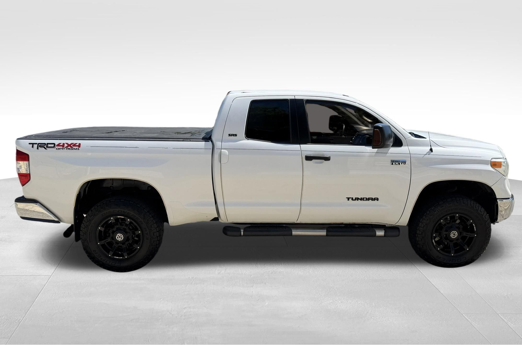 Used 2015 Toyota Tundra SR5 w/ TRD Off Road Package AWD/4WD image 4