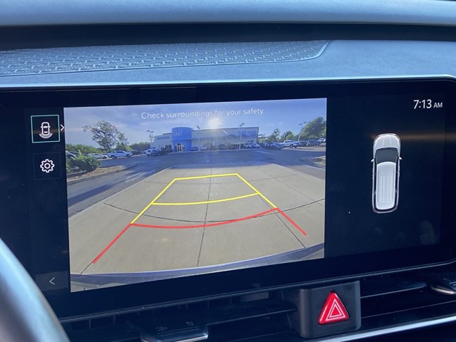 Used 2025 Kia Carnival FWD image 35