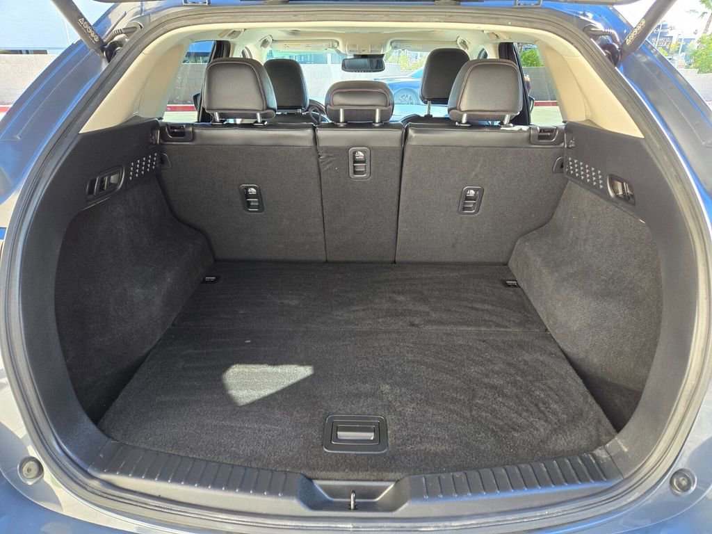 Used 2023 MAZDA CX-5 Carbon Edition image 19