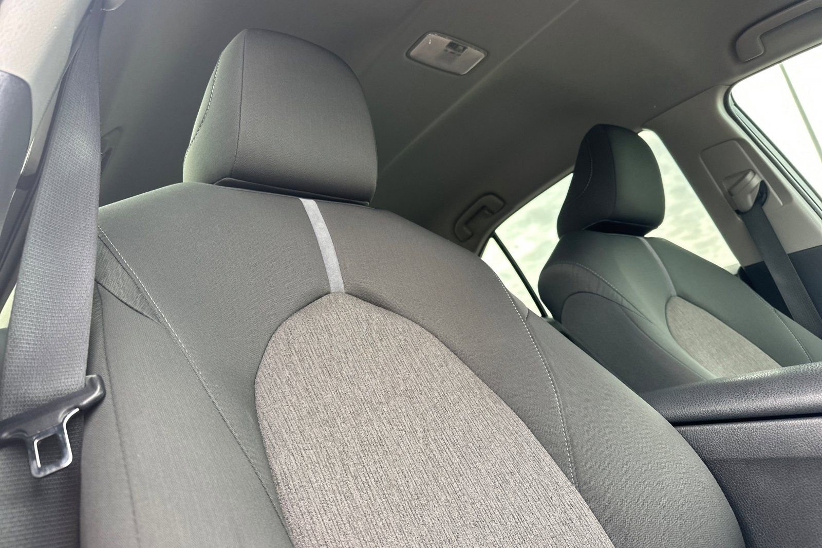 Used 2023 Toyota Camry LE image 19