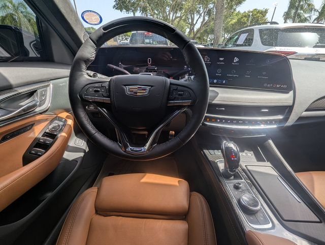 Used 2026 Cadillac CT5 V w/ Platinum Package AWD/4WD image 15
