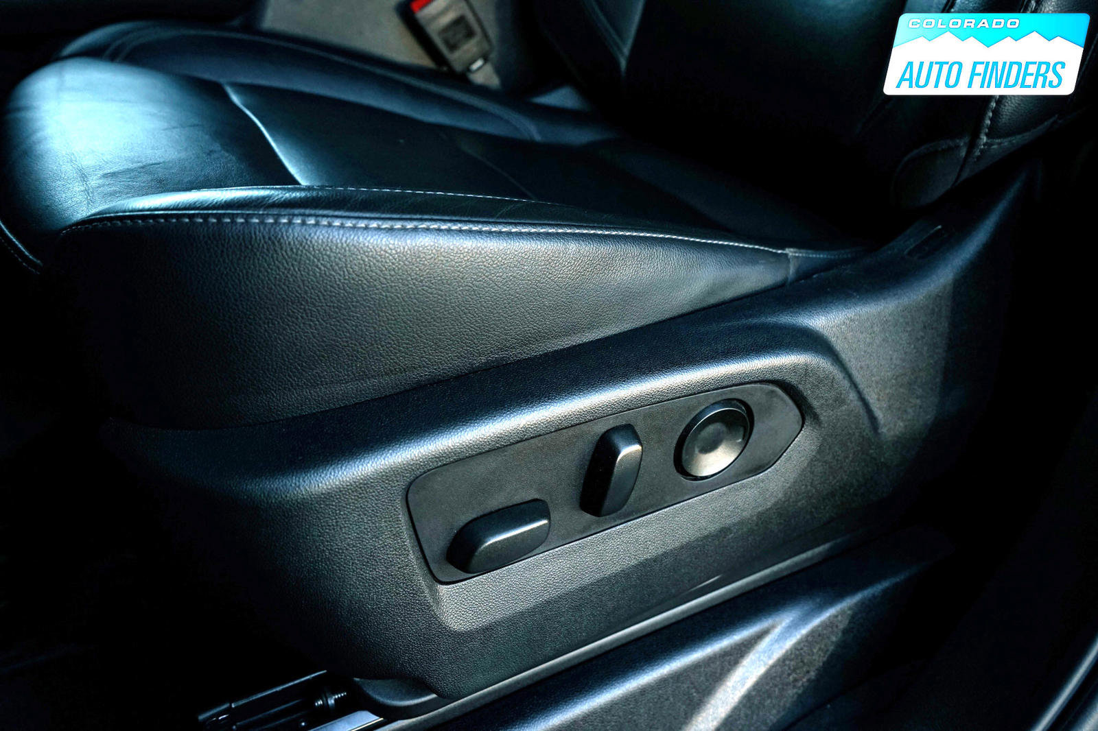 Used 2021 Chevrolet Tahoe Z71 w/ Z71 Signature Package image 12