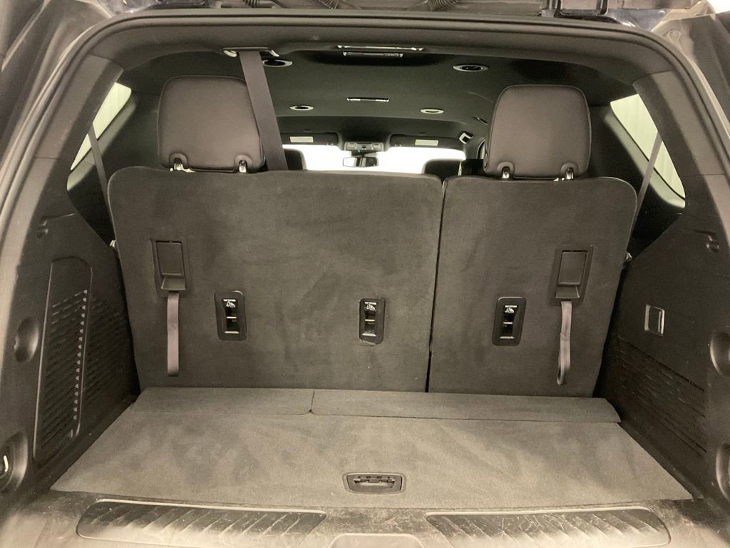 Used 2024 Chevrolet Tahoe LT image 9