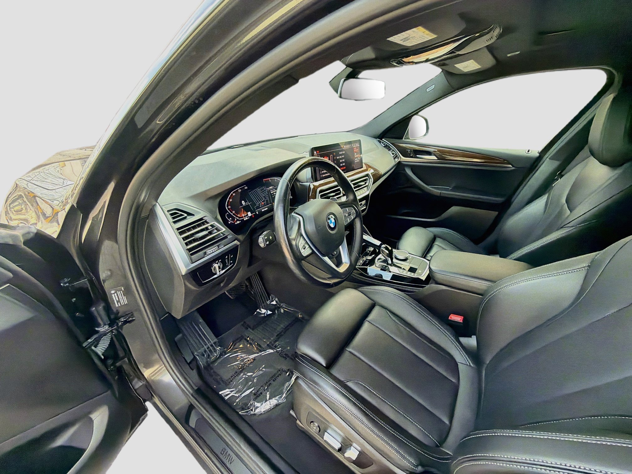 Used 2023 BMW X4 xDrive30i w/ Premium Package AWD/4WD image 9