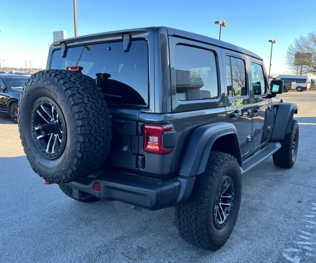 Used 2025 Jeep Wrangler Unlimited Rubicon w/ XTREMEE 35" Tire Package image 6