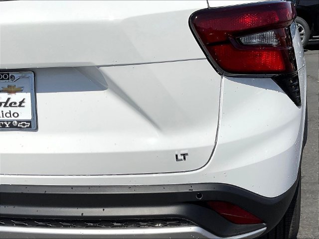 New 2026 Chevrolet Trax LT w/ Driver Confidence Package FWD image 11