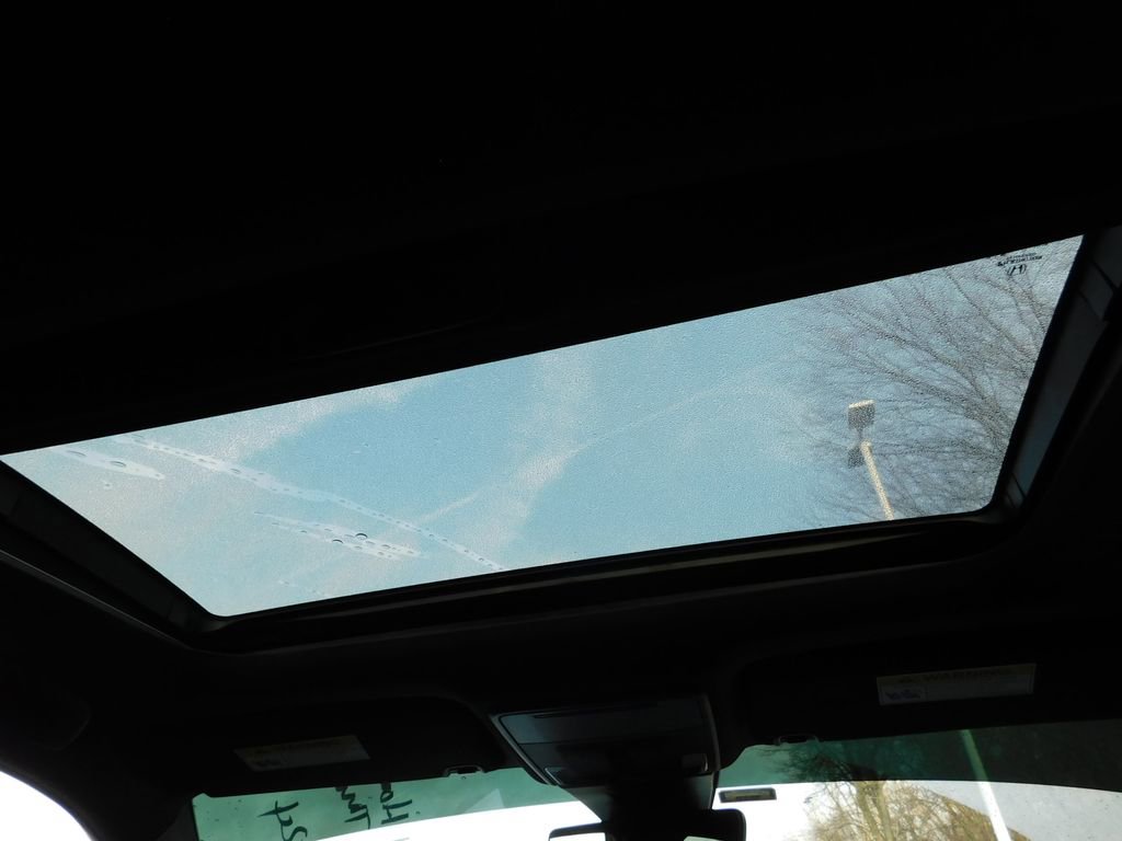 Used 2023 Honda Civic Sport Touring image 4