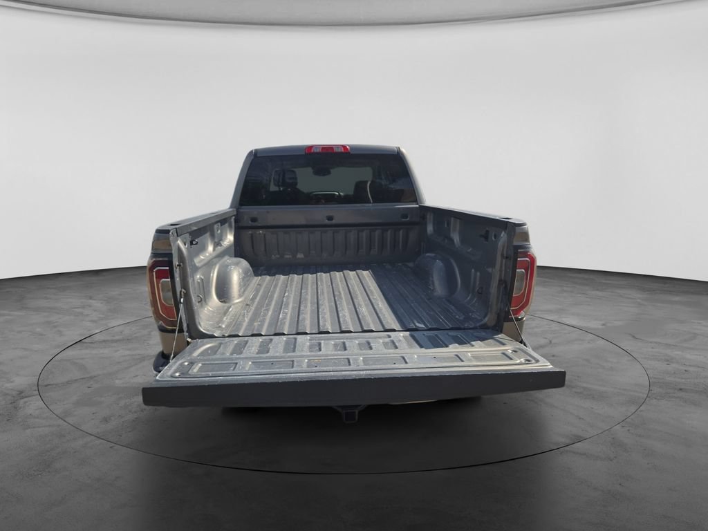Used 2017 GMC Sierra 1500 SLT w/ SLT Premium Package AWD/4WD image 37