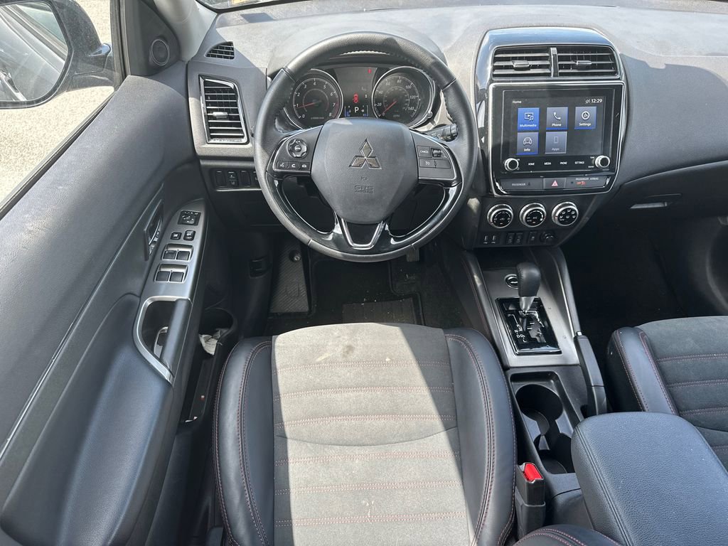 Used 2025 Mitsubishi Outlander Sport AWD image 23