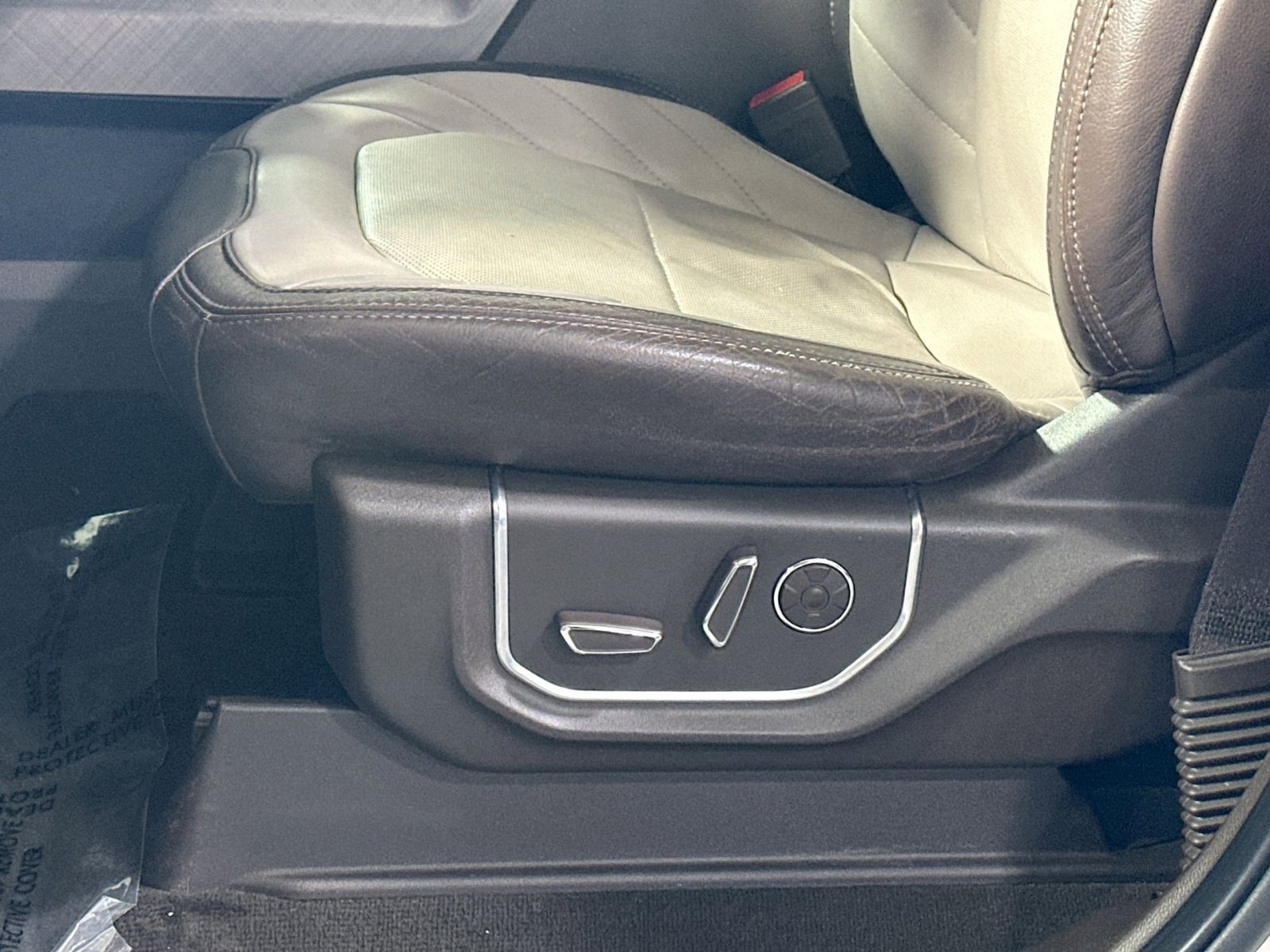 Used 2019 Ford F150 Limited w/ Trailer Tow Package image 14