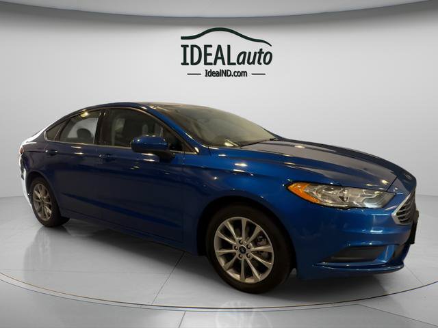 Used 2017 Ford Fusion SE FWD video 1