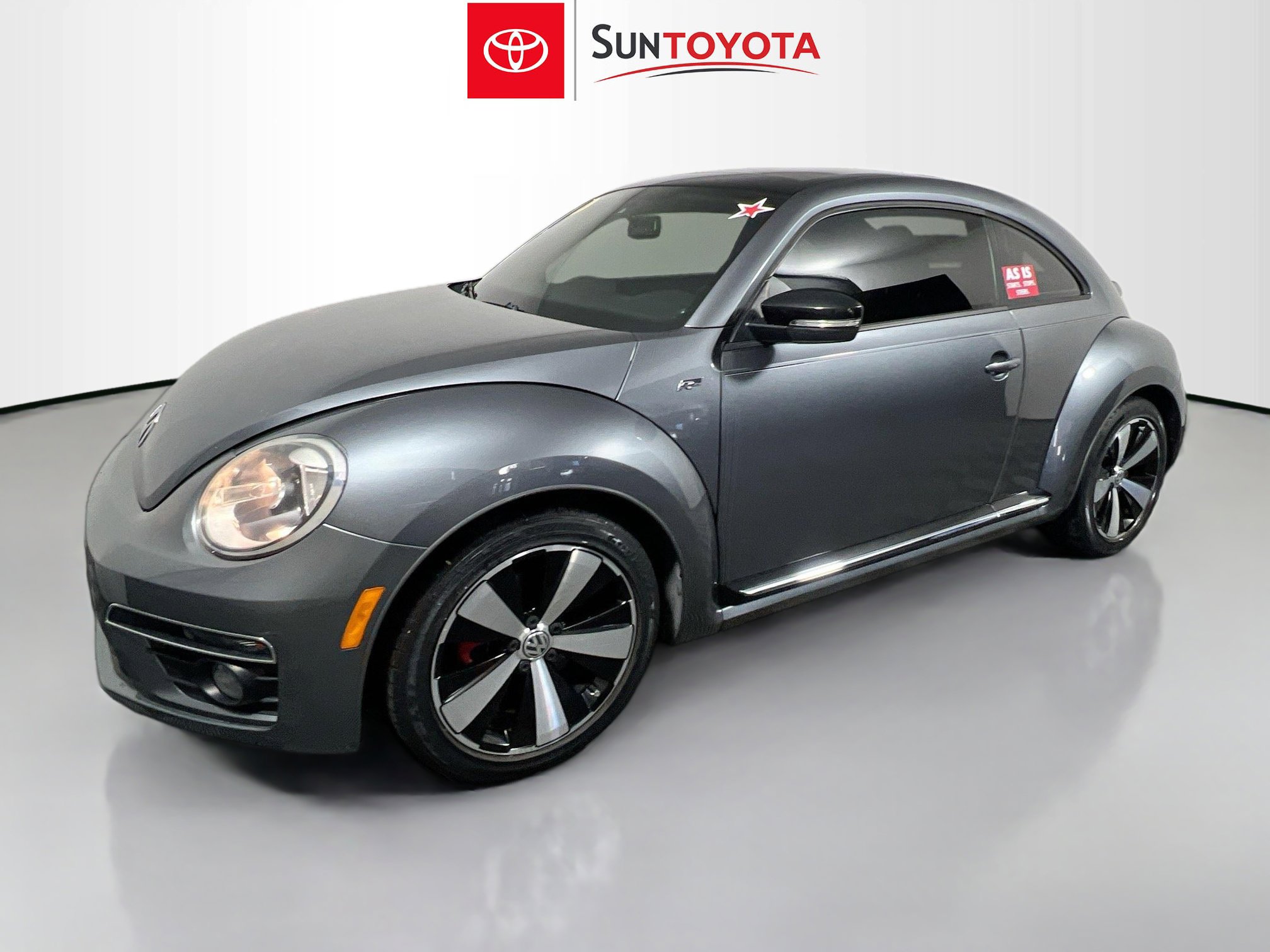 Used 2014 Volkswagen Beetle R-Line image 9