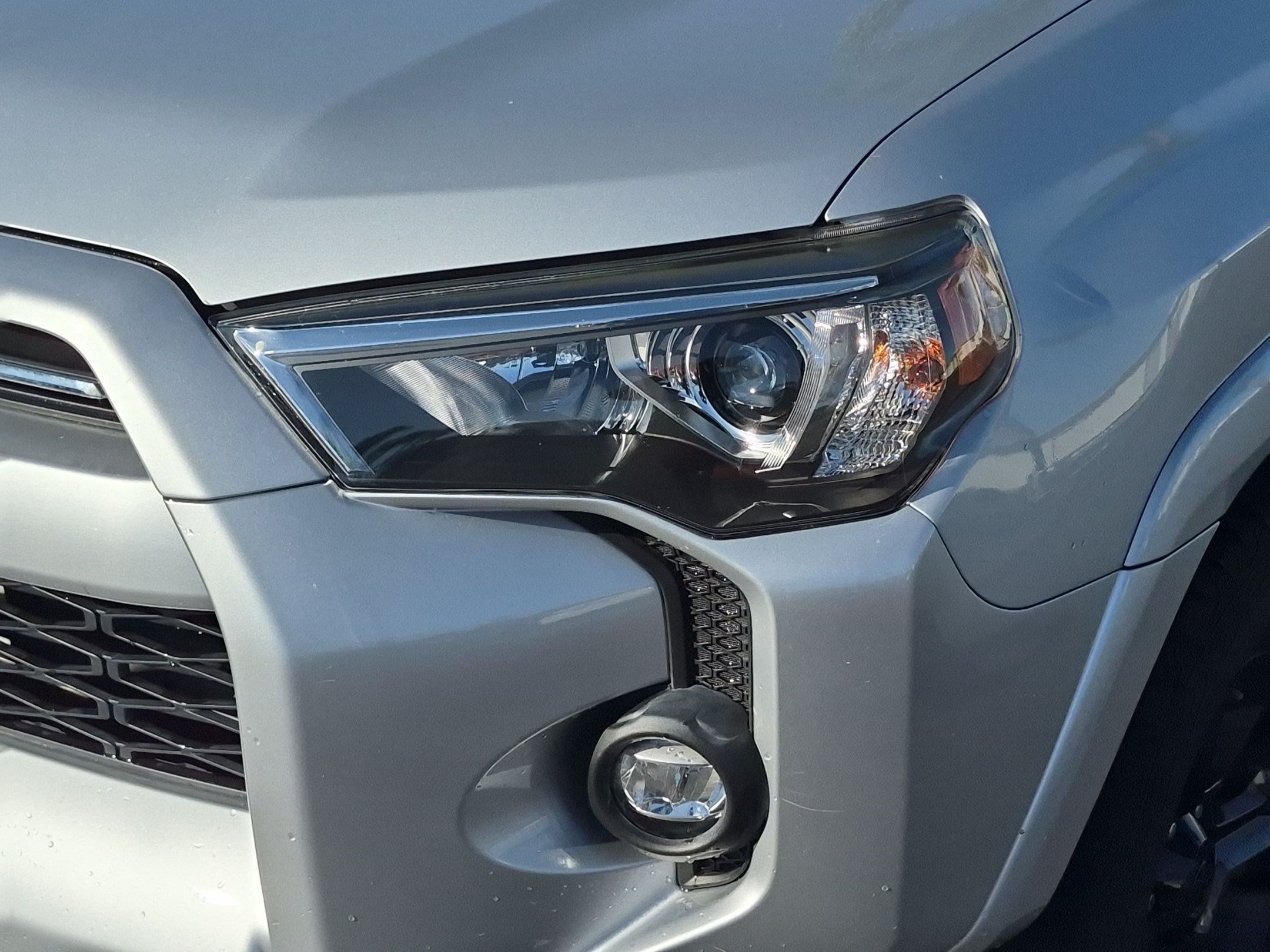 Used 2021 Toyota 4Runner SR5 Premium w/ Moonroof Package RWD image 6