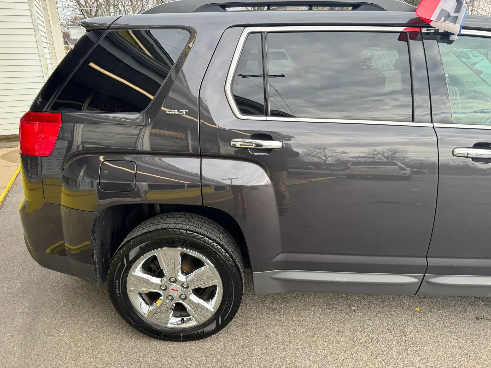 Used 2015 GMC Terrain SLT w/ Chrome Edition image 10
