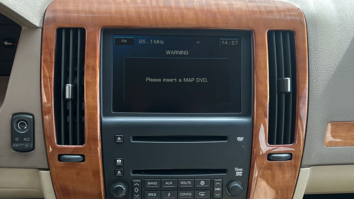 Used 2006 Cadillac STS w/ Preferred Equipment Group image 27