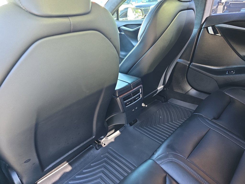 Used 2020 Tesla Model S Long Range Plus image 19