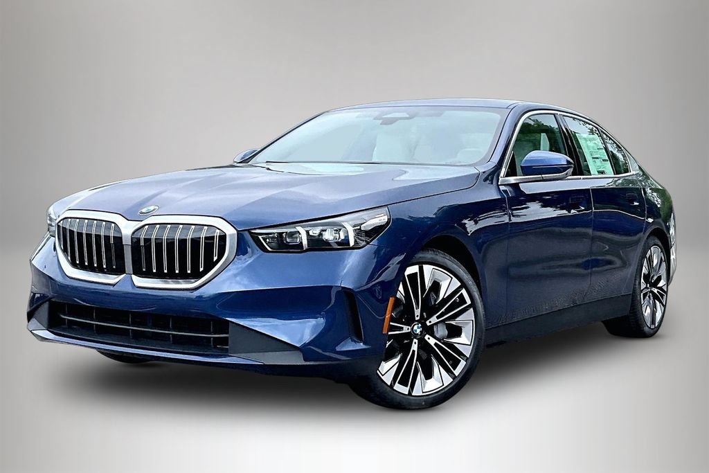 New 2026 BMW 540i xDrive w/ Premium Package AWD/4WD image 2