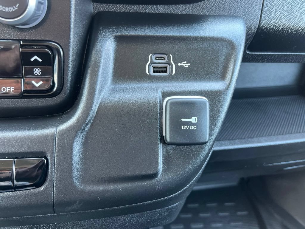 Used 2025 RAM ProMaster 2500 w/ U-Haul Equipment Group FWD image 49