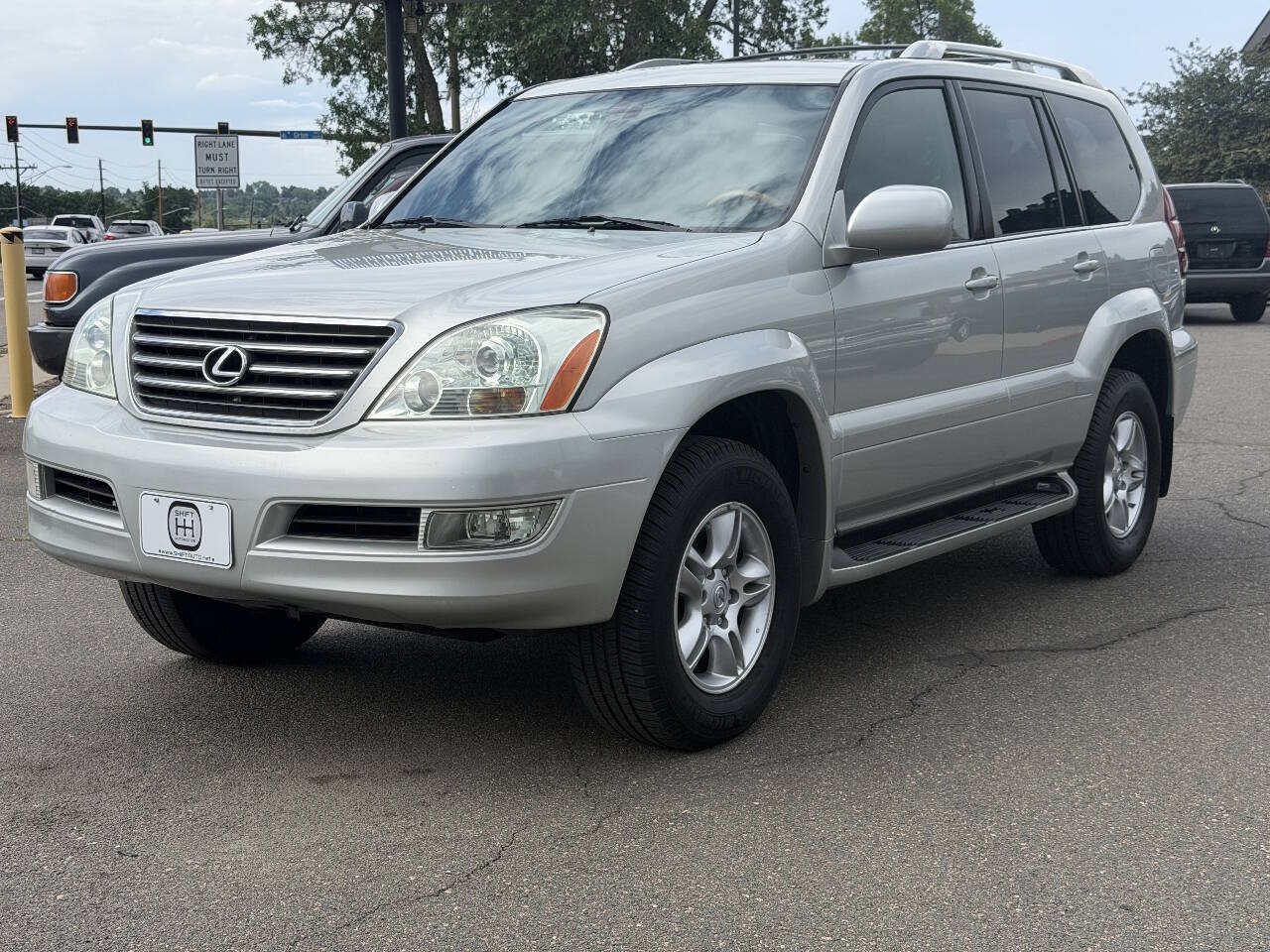 Used 2004 Lexus GX 470 w/ Preferred Accessory Pkg AWD/4WD image 3