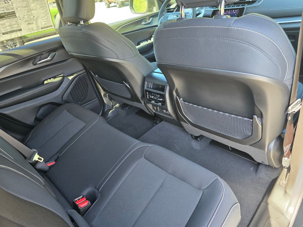 New 2026 Jeep Grand Cherokee Laredo X AWD/4WD image 24