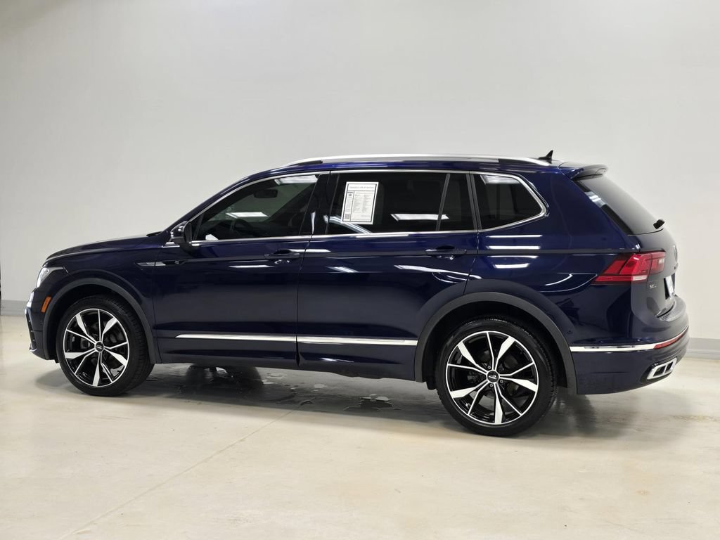 Used 2024 Volkswagen Tiguan SEL R-Line AWD/4WD image 45