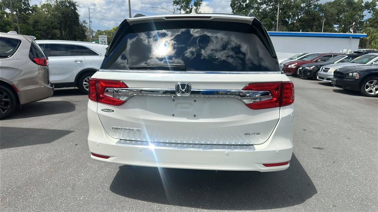 Used 2018 Honda Odyssey Elite image 11