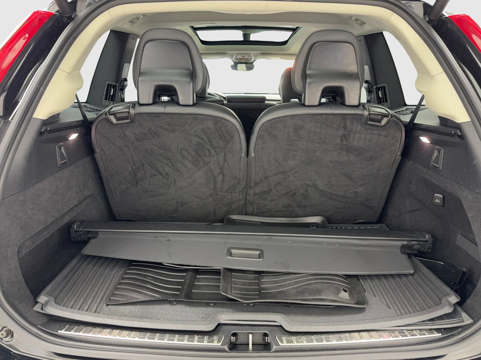 Used 2024 Volvo XC90 T8 Plus AWD/4WD image 51