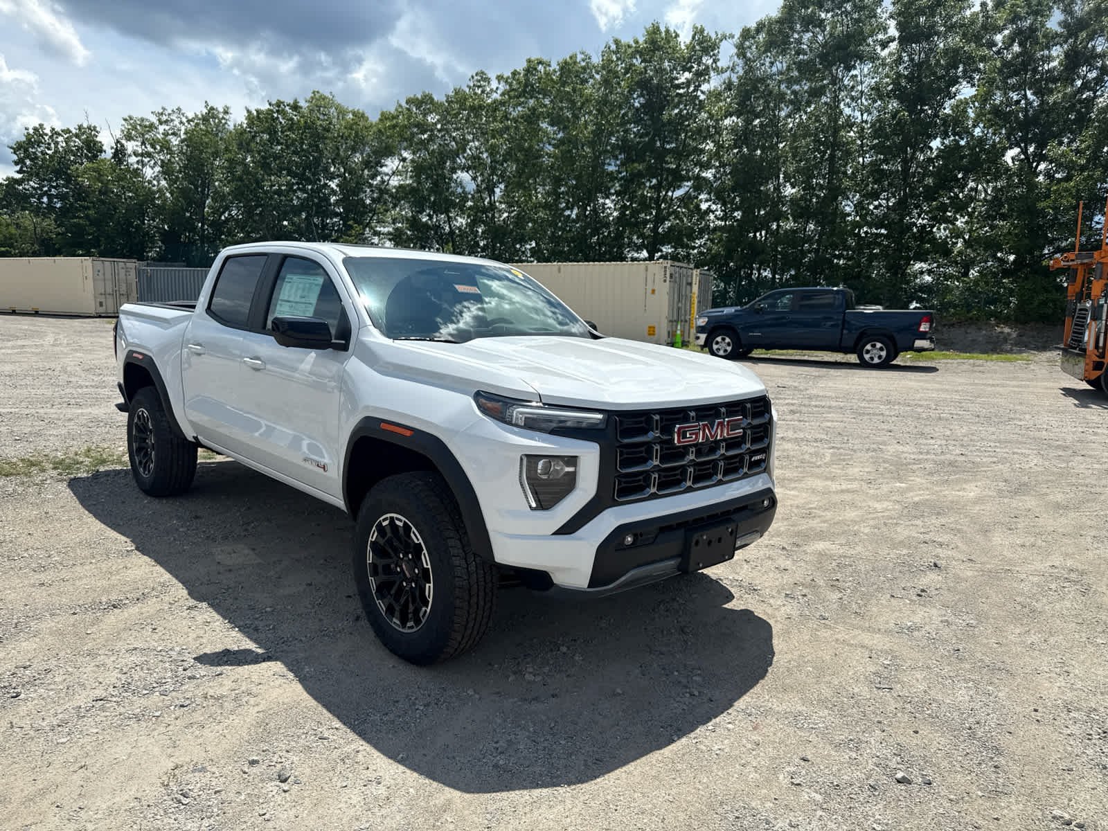 New 2026 GMC Canyon AT4 w/ Technology Plus Package AWD/4WD image 7
