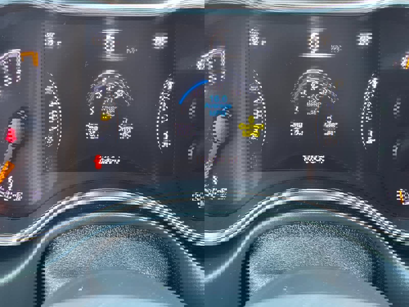 Used 2020 Jeep Grand Cherokee Laredo image 26