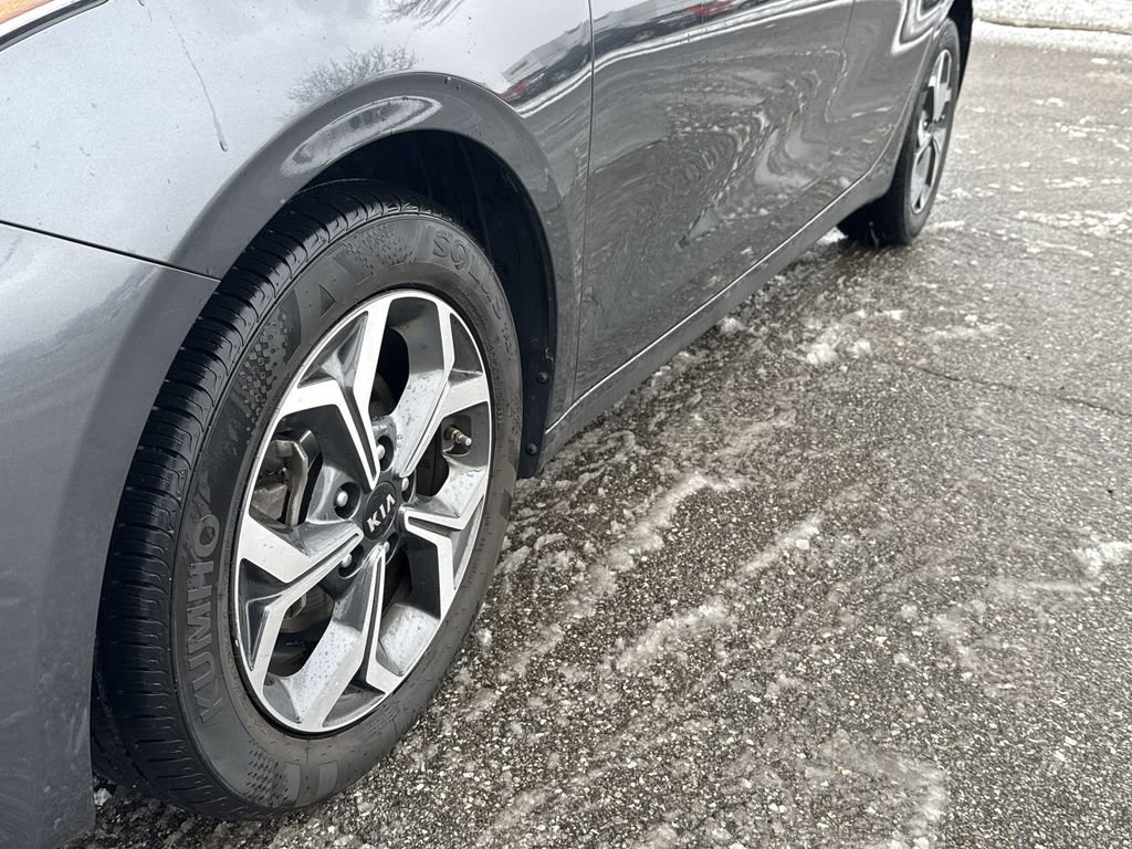 Used 2019 Kia Forte LXS image 18