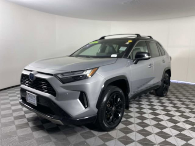 Used 2024 Toyota RAV4 XSE w/ Advanced Technology Package AWD/4WD image 4