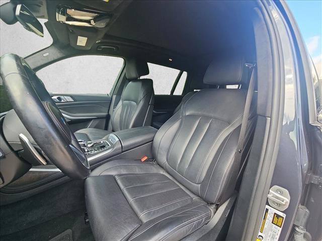 Used 2021 BMW X7 M50i AWD/4WD image 8