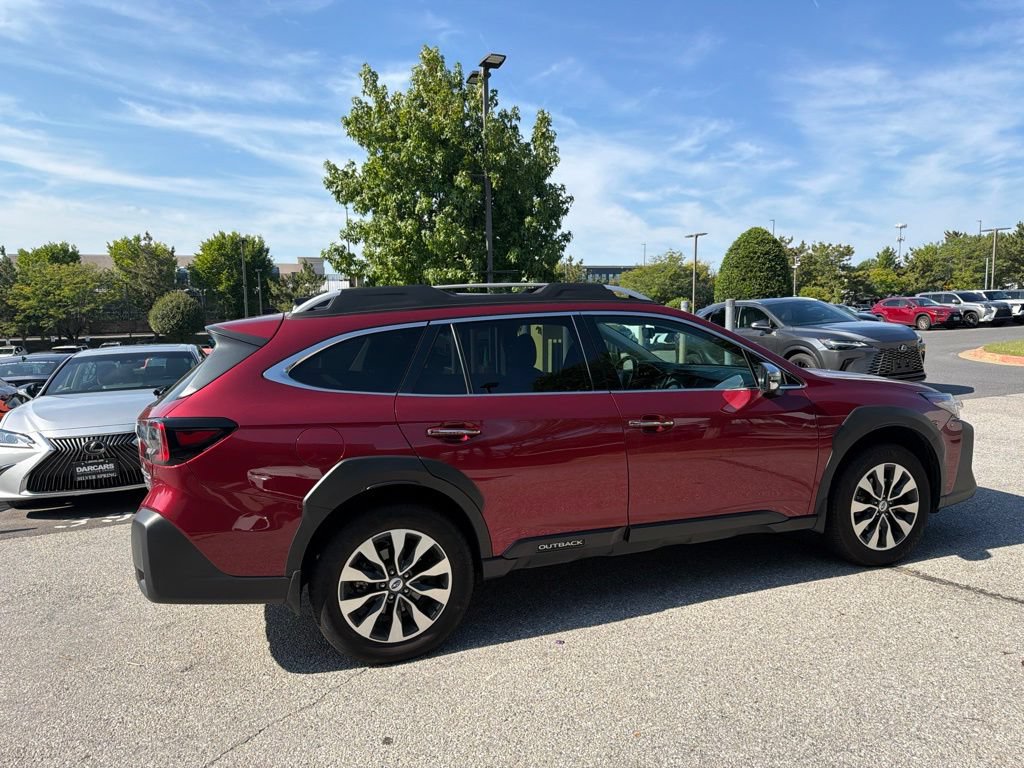 Used 2025 Subaru Outback Touring XT AWD/4WD image 14