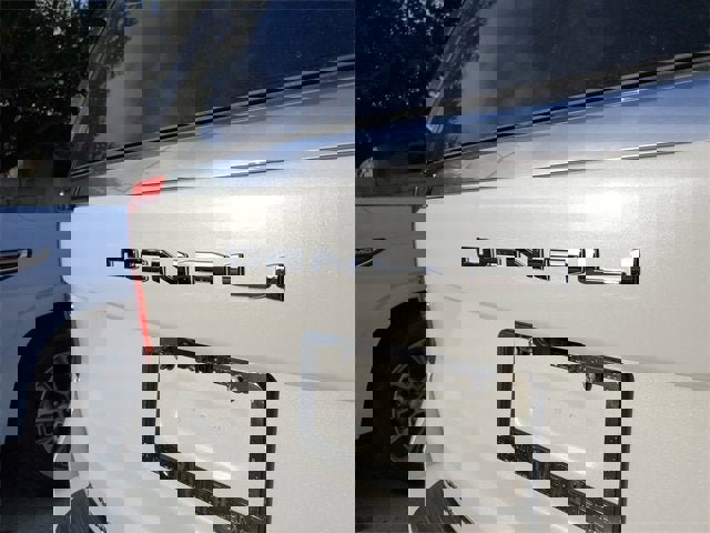 New 2026 GMC Yukon XL Denali image 9