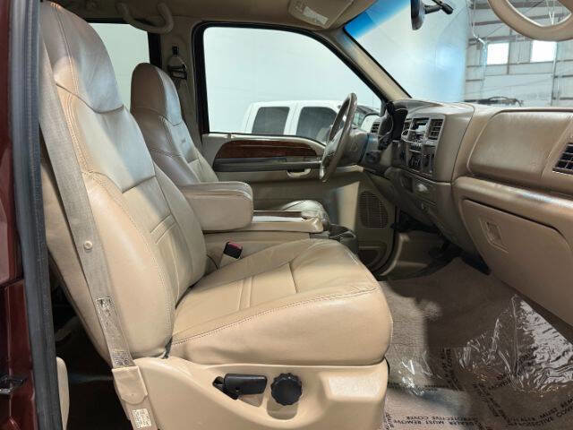 Used 2001 Ford Excursion Limited AWD/4WD image 14