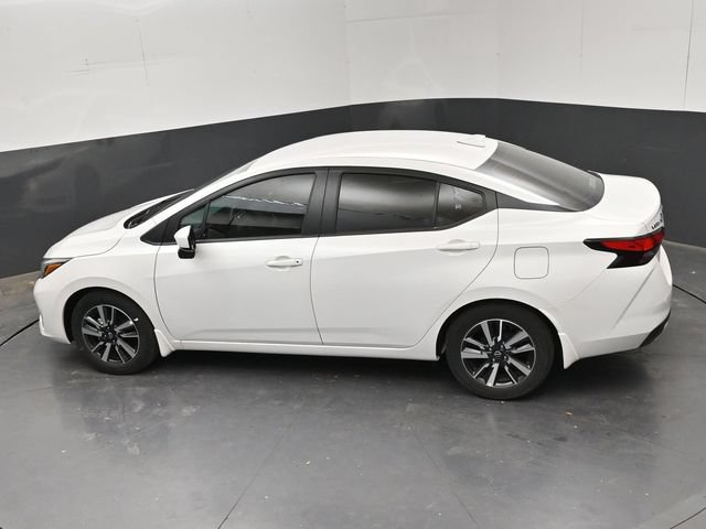 New 2025 Nissan Versa SV w/ Trunk Package FWD image 21