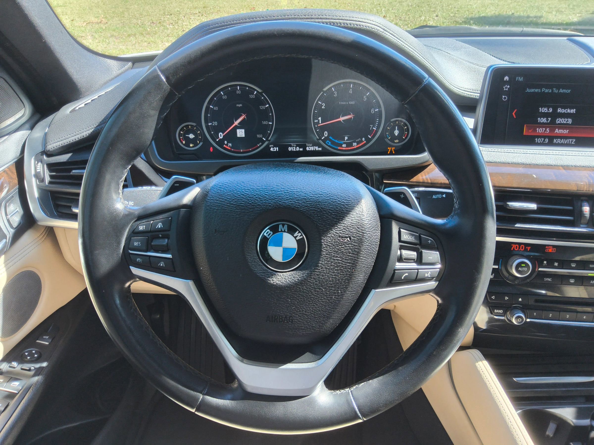 Used 2018 BMW X6 xDrive50i w/ Premium Package image 11