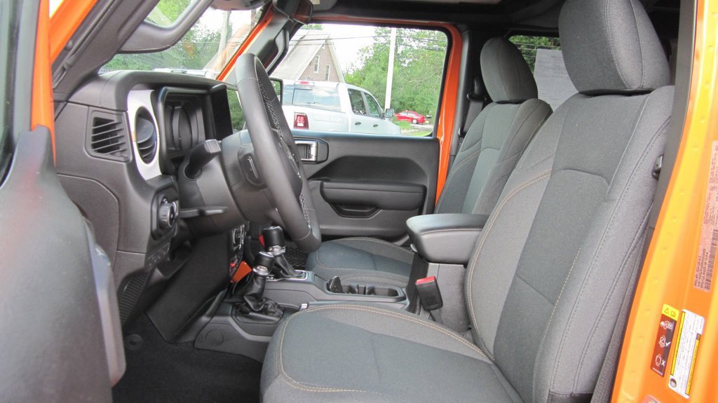 Certified 2025 Jeep Wrangler Unlimited Sport AWD/4WD image 7