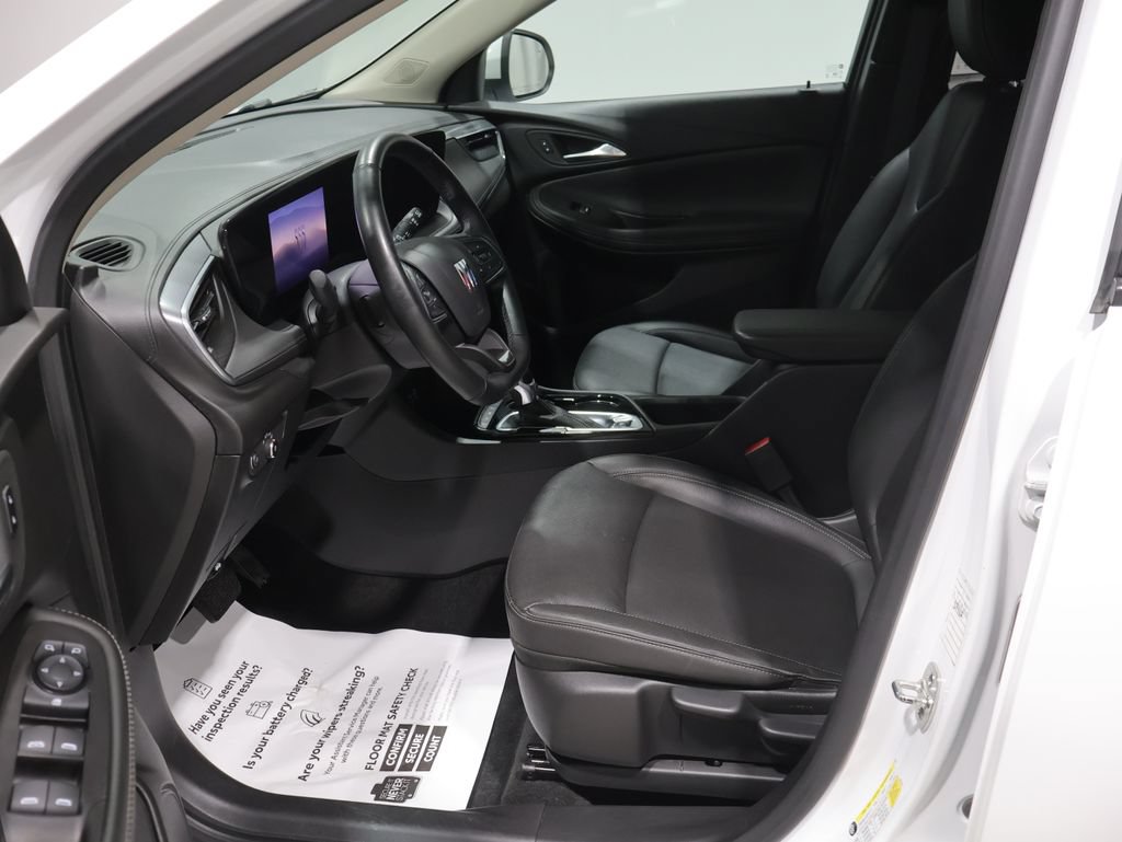 Used 2024 Buick Encore GX Sport Touring AWD/4WD image 10