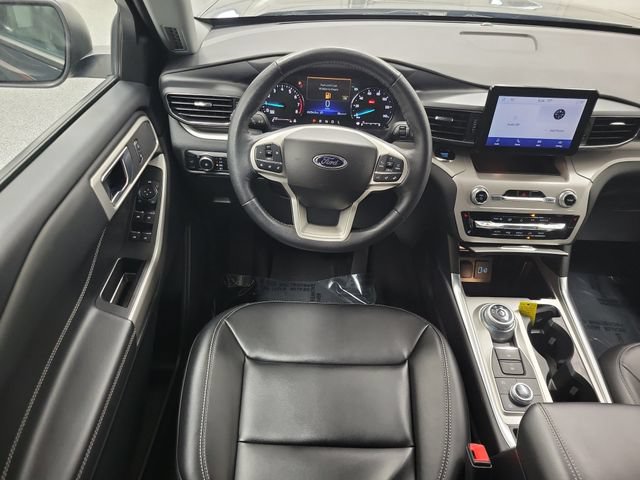 Certified 2024 Ford Explorer XLT w/ Equipment Group 202A AWD/4WD image 15