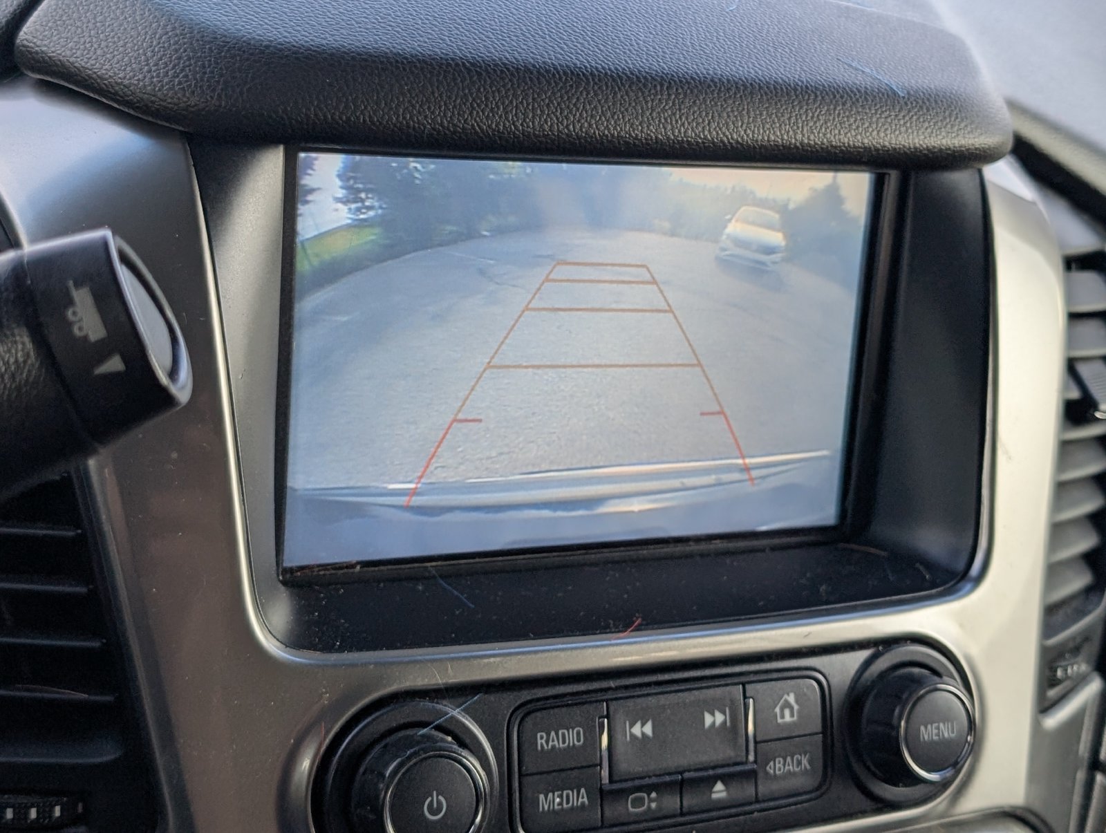Used 2019 Chevrolet Tahoe Premier w/ Premier Plus Edition AWD/4WD image 15