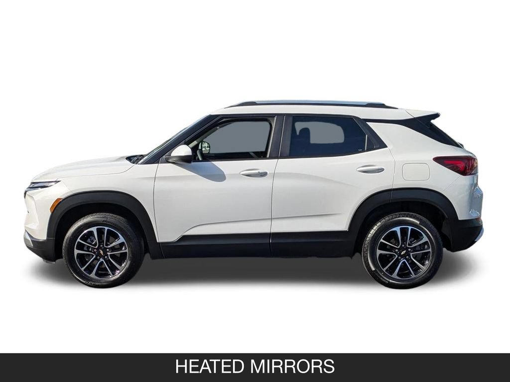 Used 2025 Chevrolet TrailBlazer LT AWD/4WD image 5