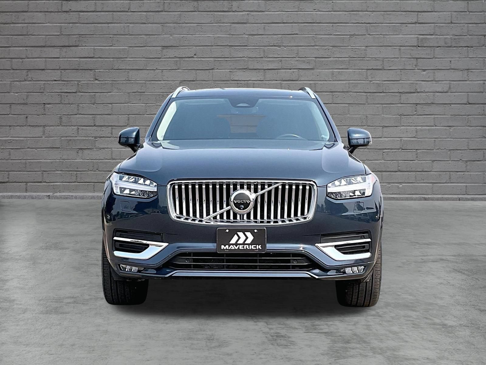 Used 2024 Volvo XC90 B6 Plus AWD/4WD image 2