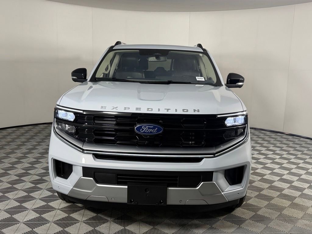 Used 2025 Ford Expedition Platinum AWD/4WD image 10